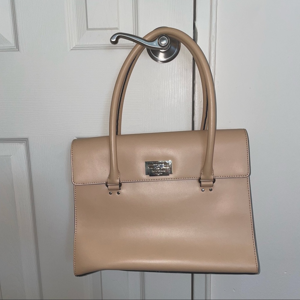 LIKE NEW KATE SPADE BAG